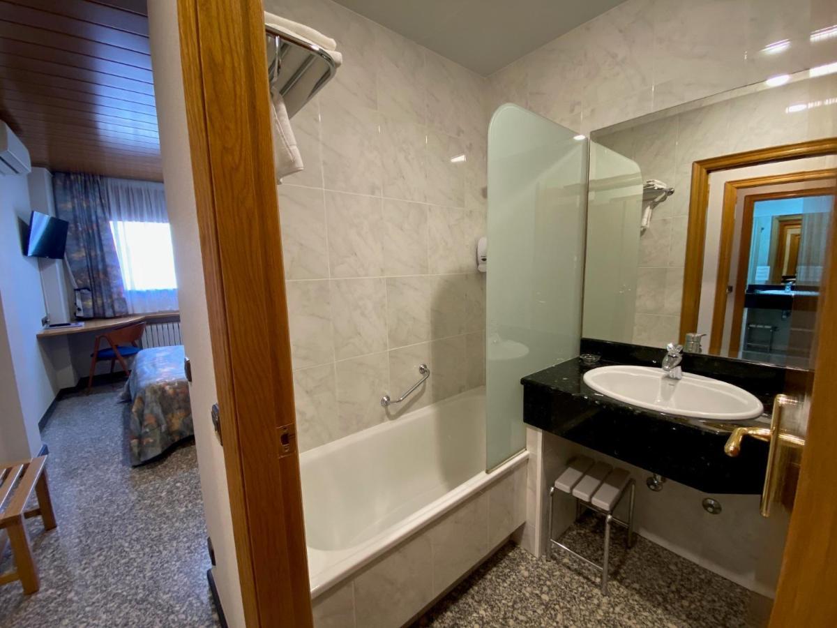 Hotel Sant Antoni Ribes De Freser Eksteriør billede