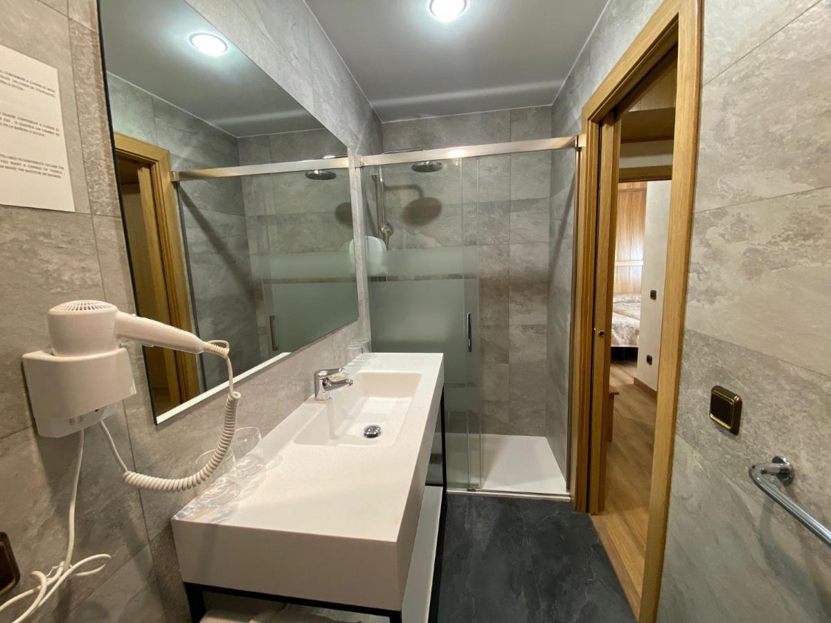 Hotel Sant Antoni Ribes De Freser Eksteriør billede