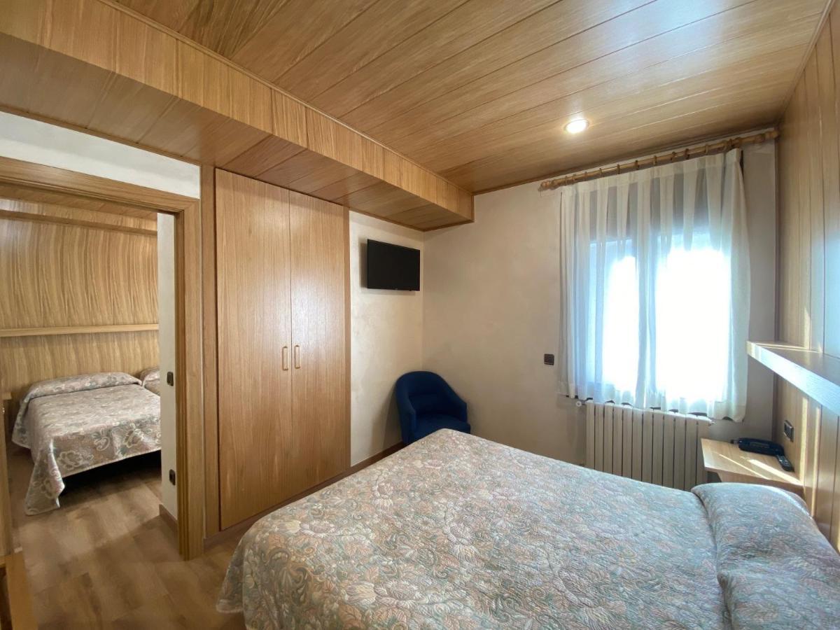 Hotel Sant Antoni Ribes De Freser Eksteriør billede