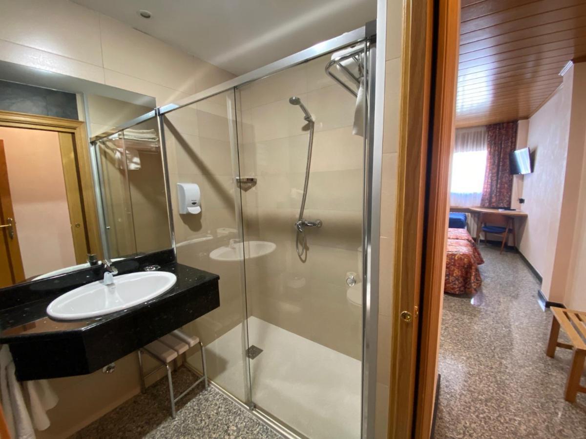 Hotel Sant Antoni Ribes De Freser Eksteriør billede
